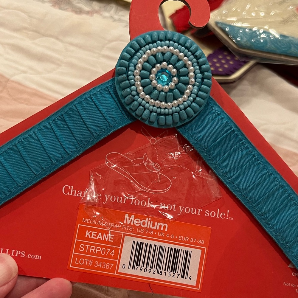 Lindsay Phillips Switch Flops Size M. Turquoise and pearls
